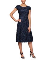 Cocktail Dress in Rosette Lace  - Navy