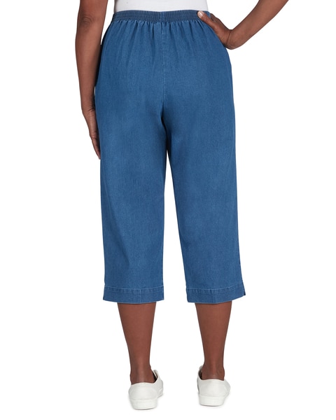 Alfred Dunner® Classic Fit Denim Capri Pant with Pockets
