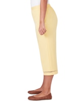 Alfred Dunner® Charleston Twill Capri With Lace Inset Bottom - alt7